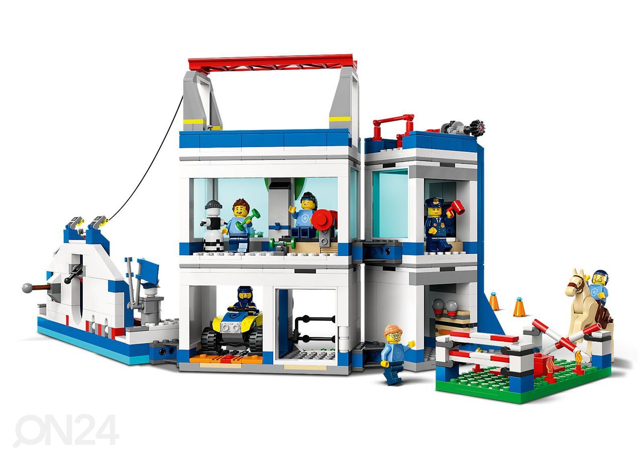 LEGO City Poliisien koulutuskeskus kuvasuurennos