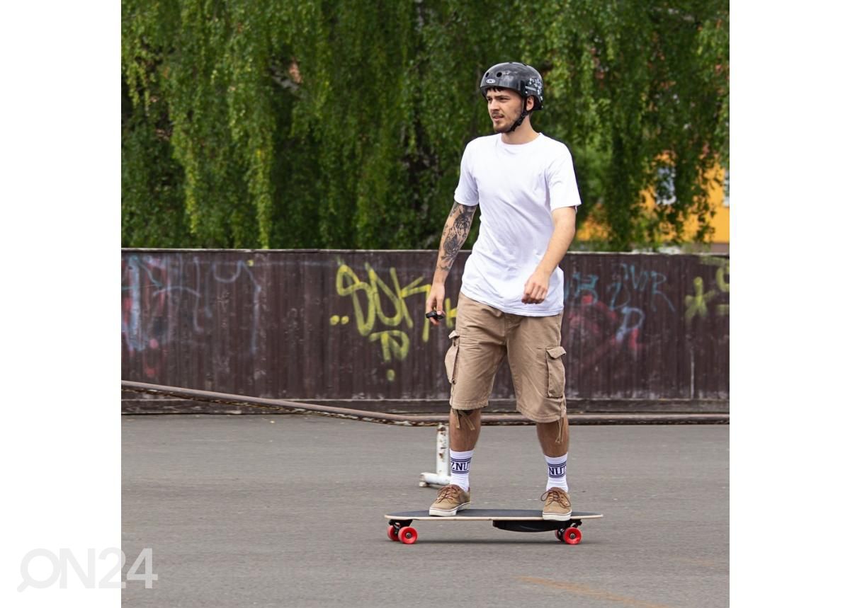 Longboardi moottoripakkaus renkailla Wheelero kuvasuurennos