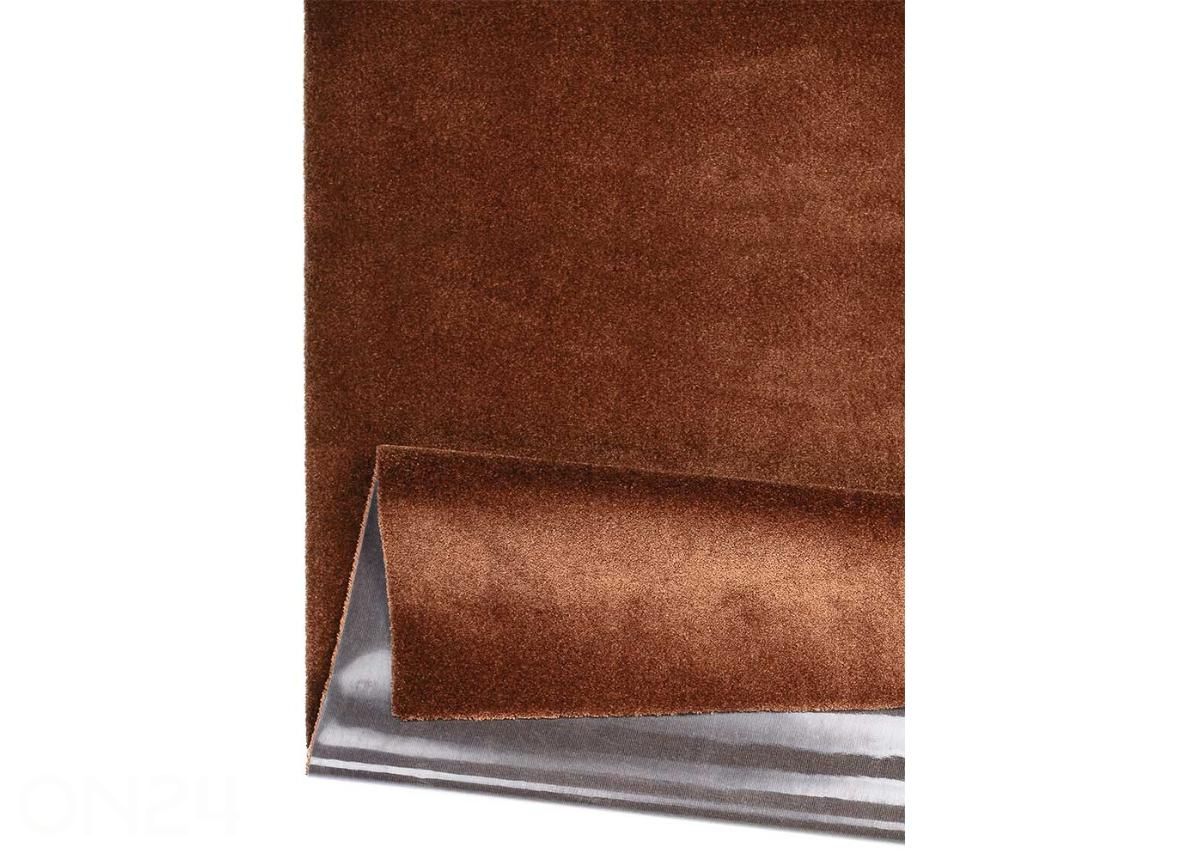 Narma veluurimatto Eden™ caramel 67x133 cm kuvasuurennos