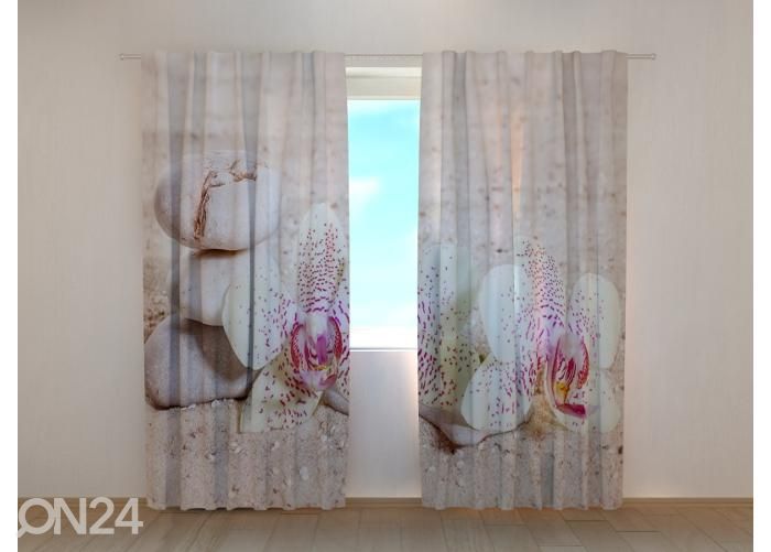 Pimennysverhot painokuvalla Orchids and Zen Stones 240x220 cm kuvasuurennos