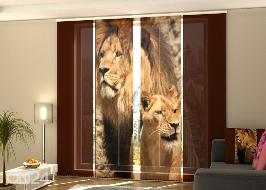 Puolipimentävä paneeliverho Lions 240x240 cm kuvasuurennos