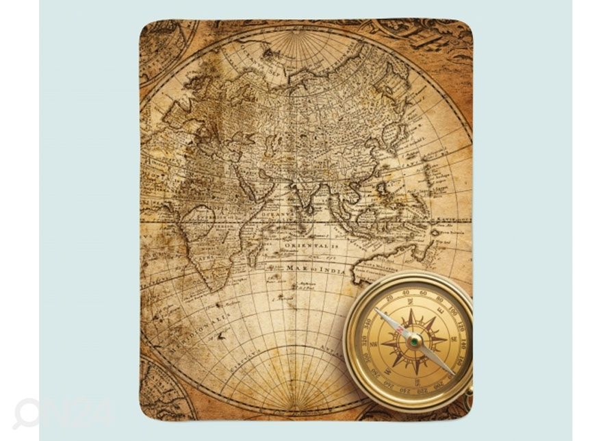 Torkkupeitto Old compass on the Map 130x150 cm kuvasuurennos