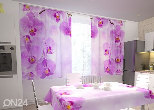 Puolipimentävä verho KITCHEN IN ORCHIDS 200x120 cm