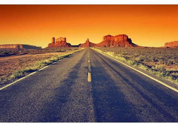 Itseliimautuva kuvatapetti Road To Monument Valley