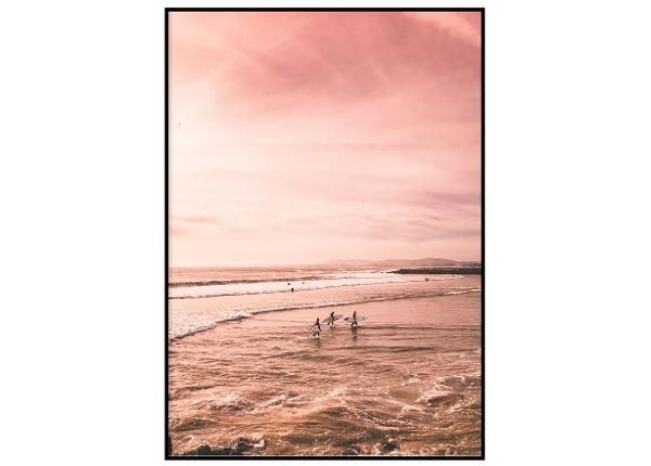 Seinäjuliste Surffaajat auringonlaskun aikaan