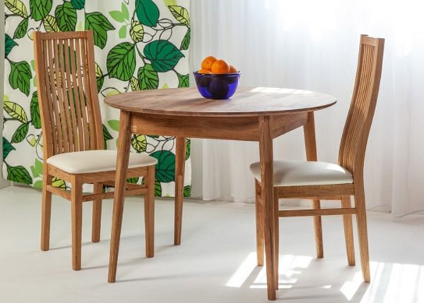 Tammi ruokapöytä Scan 100x100/130 cm+ 2 tuolia Sandra